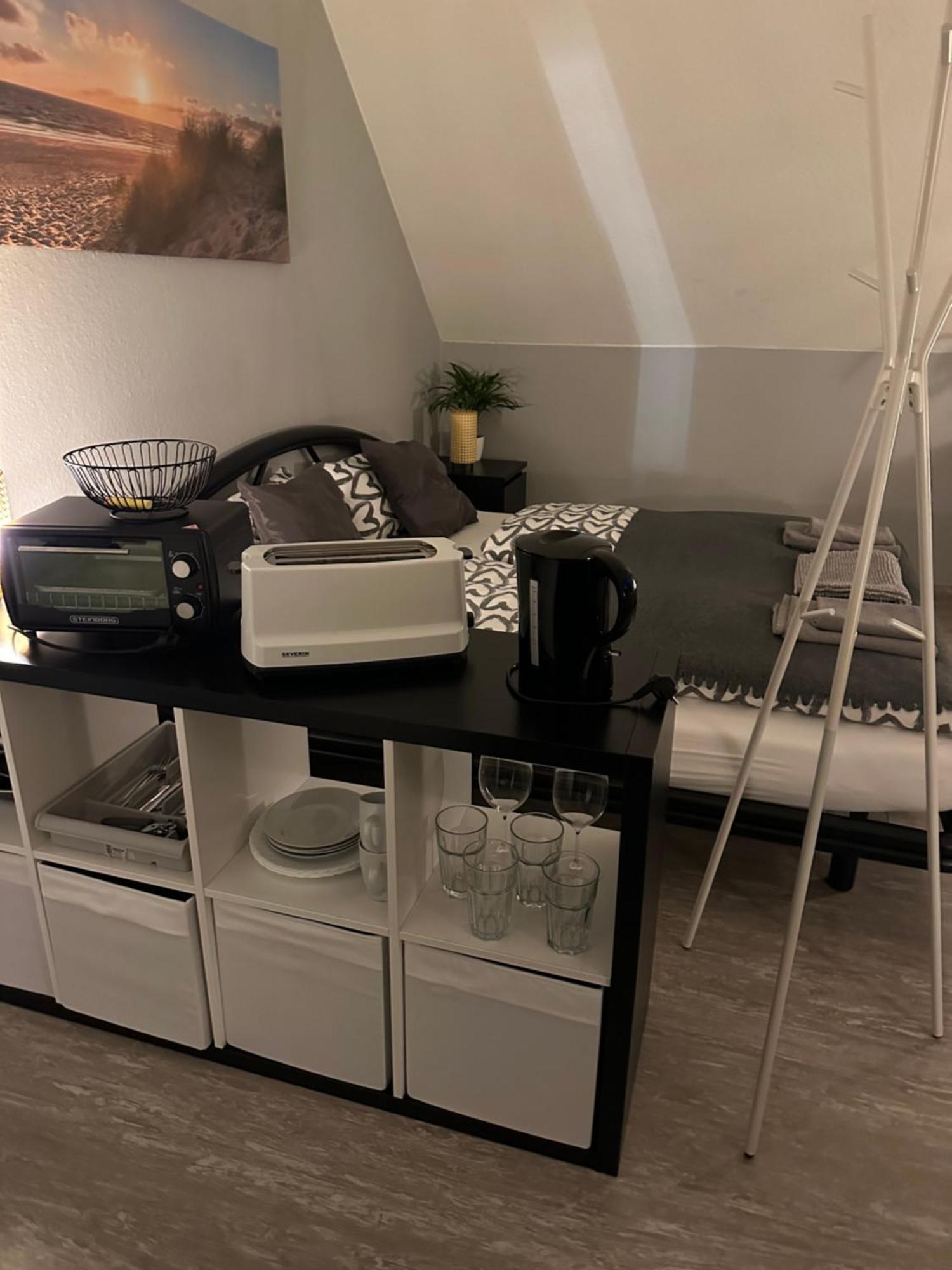 Moderne Wohnungen Im Dachgeschoss ファルケンゼー エクステリア 写真